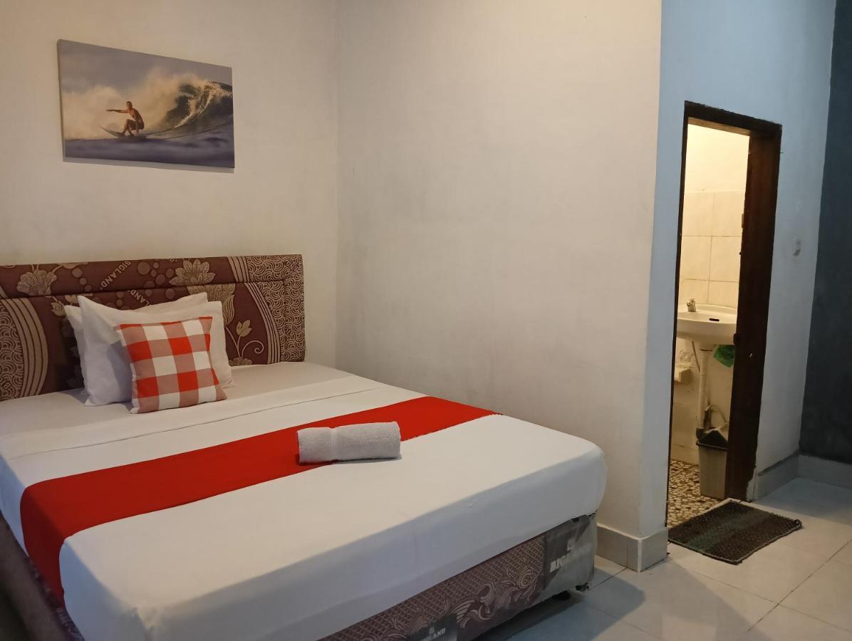 Kuta  Ayu Homestay מראה חיצוני תמונה